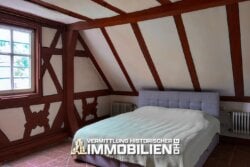 Kleines Schlafzimmer im 2 OG