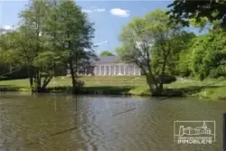 Ententeich und Orangerie
